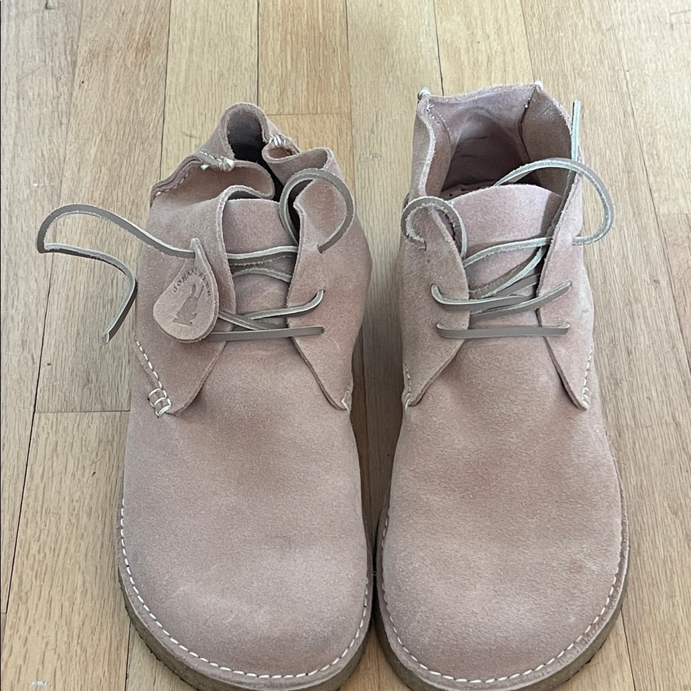 Johnny Marr Glenn Suede Boot nude pink size 11